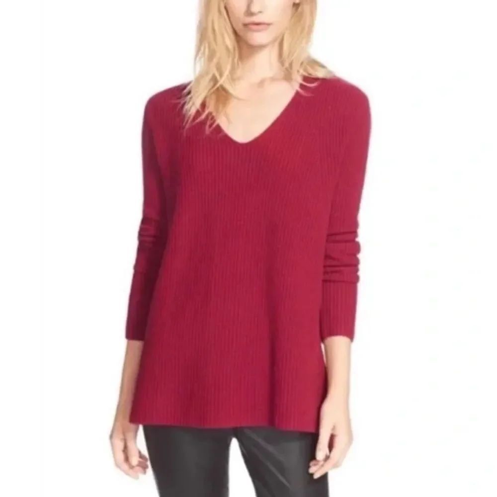 Vince Red Ribbed V-Neck SweaterโWomenโs Size M Classic Minimalist Style